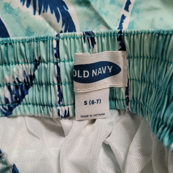 Old Navy Tropical Print Swimming Trunk Shorts Size Boys Small 6-7 - Picture 5 of 5